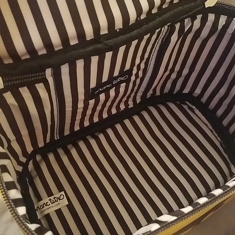 Marc Tetro Dachshund Dog breed case NWT - Picture 4 of 4